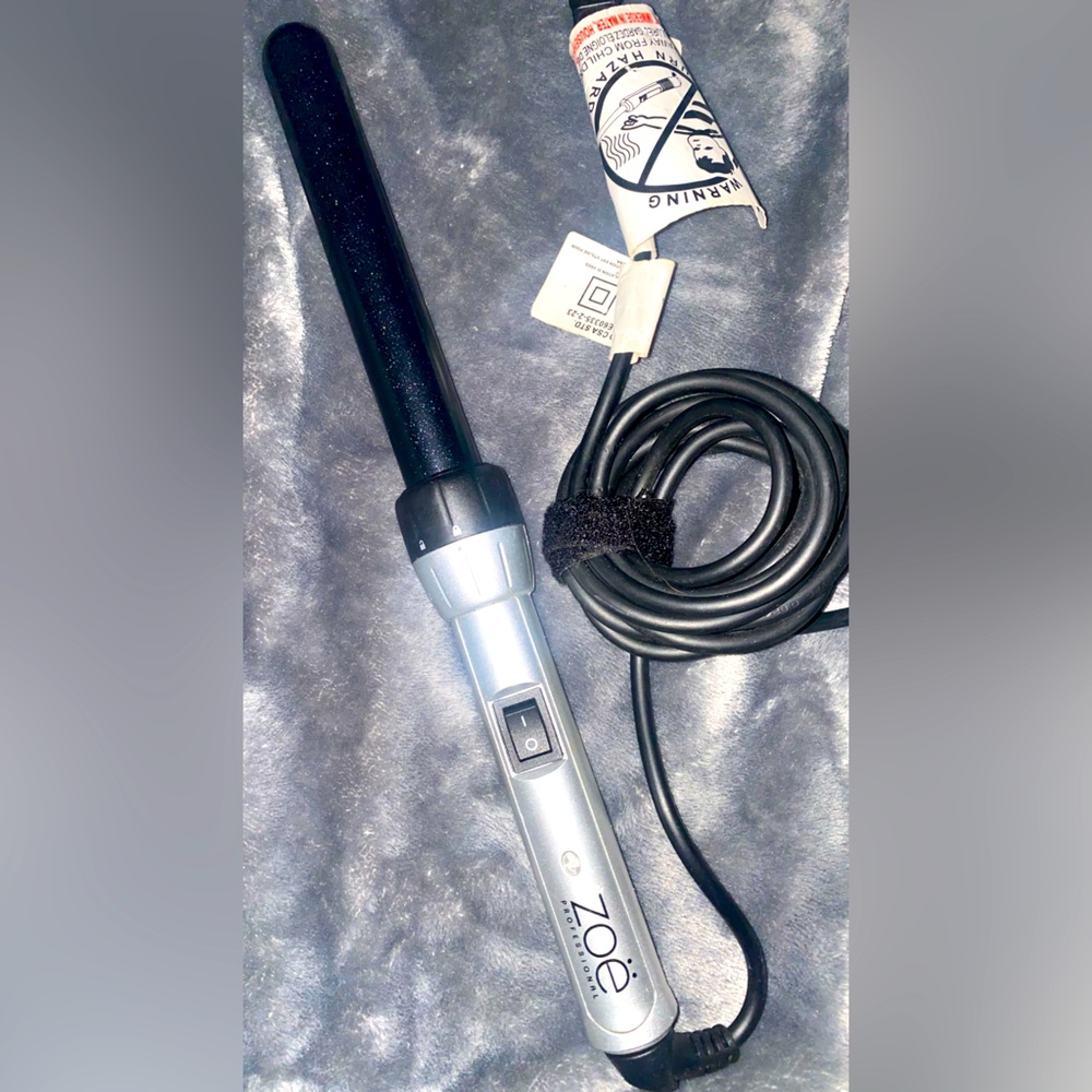 Zoë Pro. styling wand 3n1 w/interchangeable pieces not included new never used